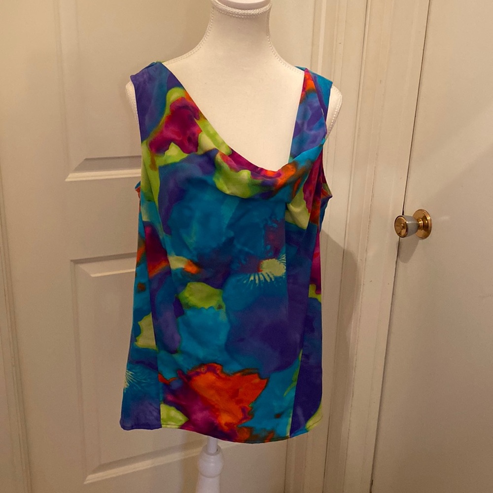 Ladies lightweight top
